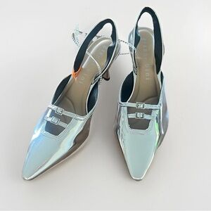 NWT Gianni Bini Women’s Silver metallic Slingback Heels size 8